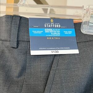 Stafford Men's Charcoal Flat Front dress pants